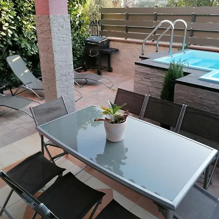 House Srima-vodice Dalmatia Vakantiehuis