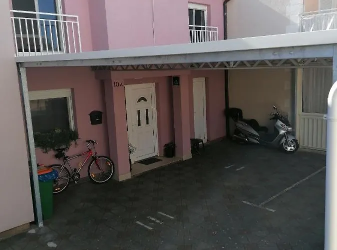 Feriehus House Srima-vodice Dalmatia Srima